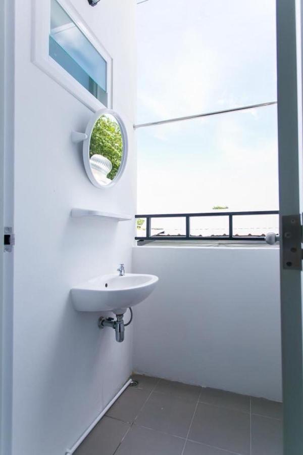 K&K Apartment บางพลี ภายนอก รูปภาพ